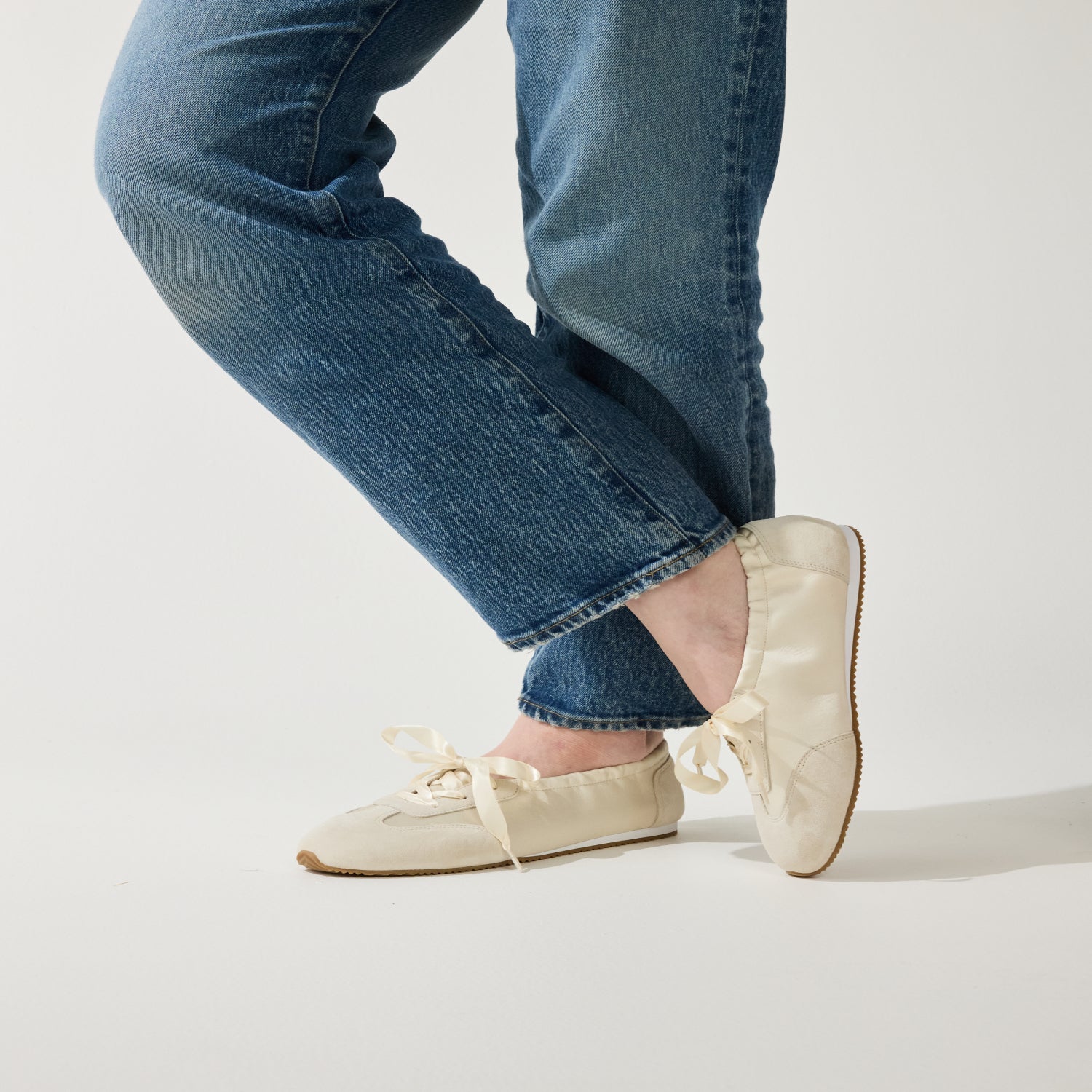 AVA SNEAKER IN CREAM - Yosi Samra -