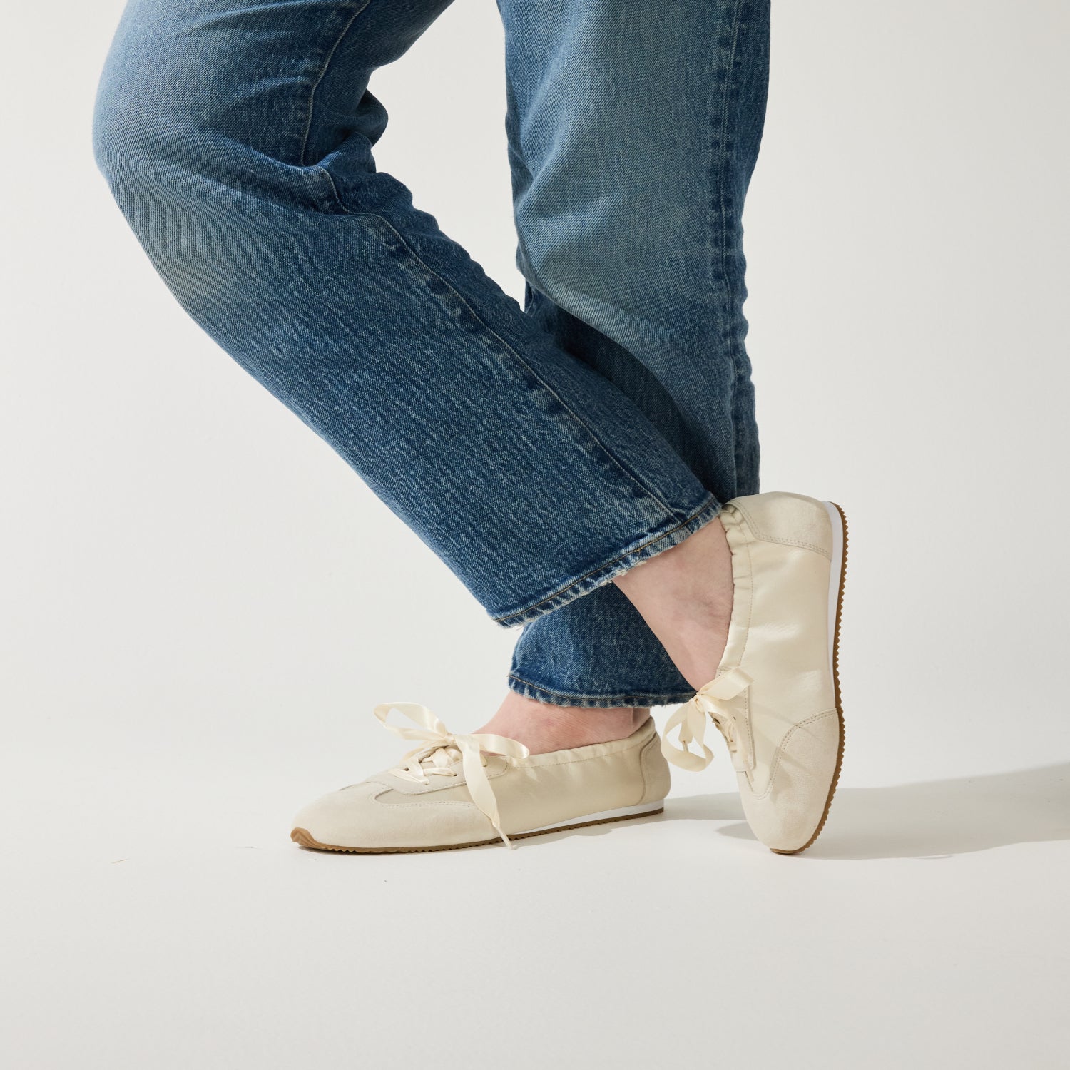 AVA SNEAKER IN CREAM - Yosi Samra -
