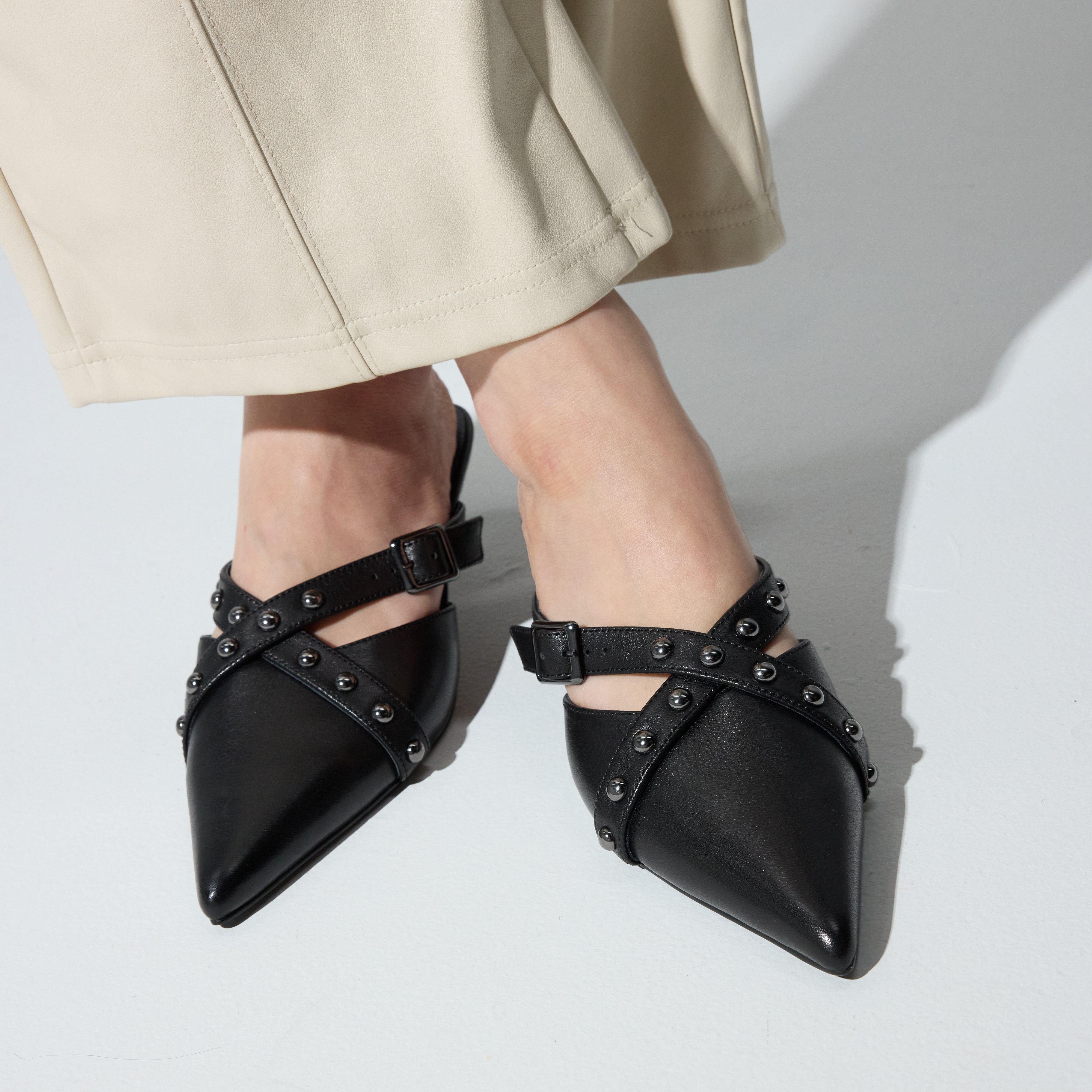 Alexis Kitten Heel in Black Leather