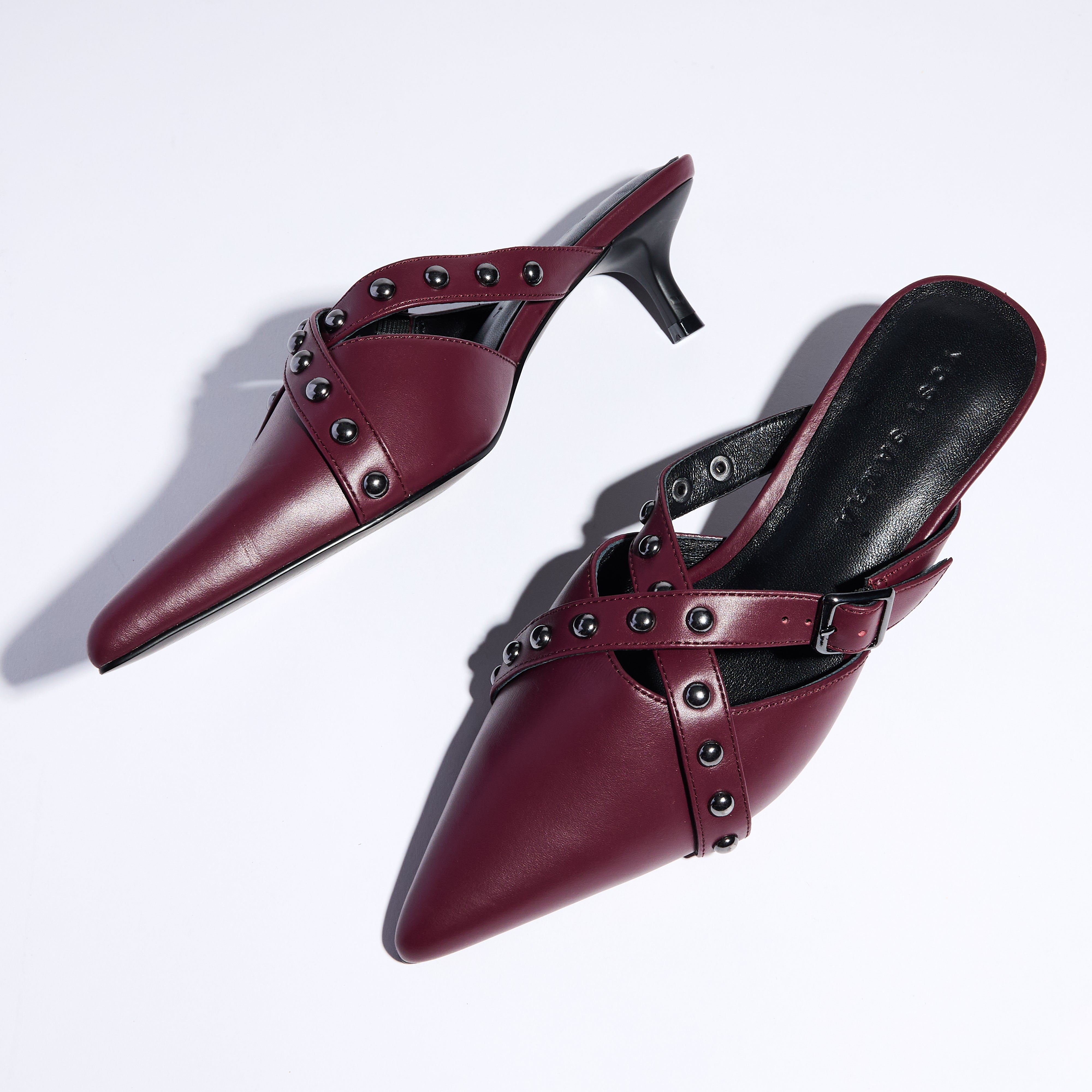 Alexis Kitten Heel in Burgundy Leather