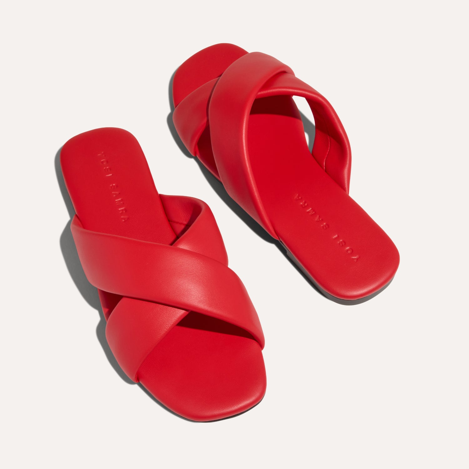 DELANCEY IN RED LEATHER - Yosi Samra -