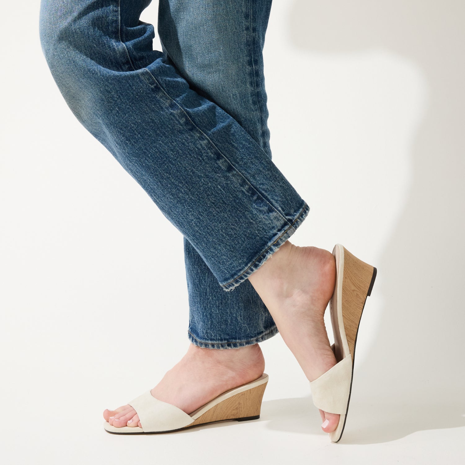 JADA IN CREAM SUEDE - Yosi Samra -