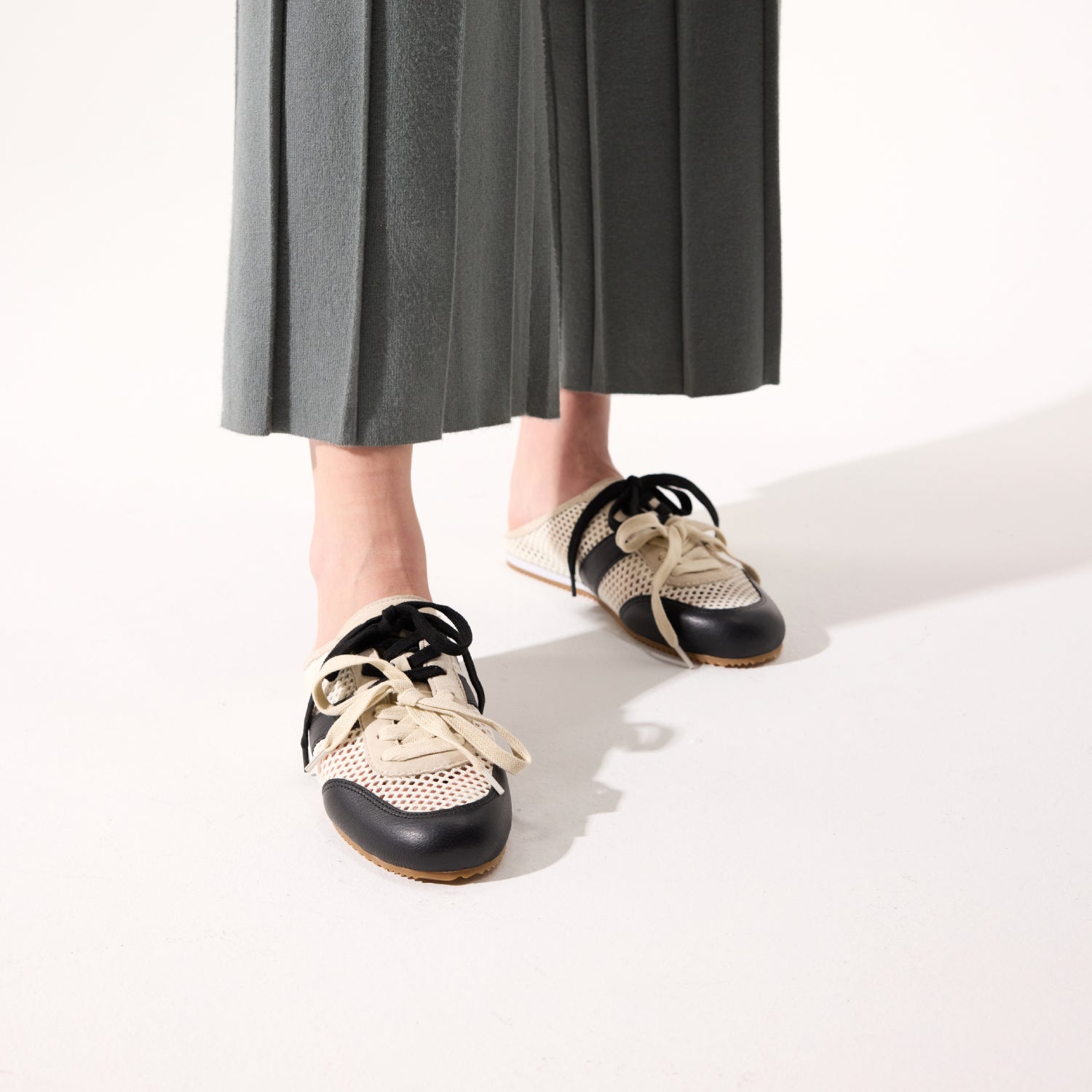 KENDI SNEAKER MULE IN BLACK - Yosi Samra - Women's Flats