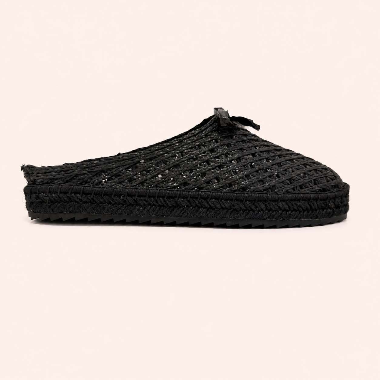 POSITANO SLIDE IN BLACK RAFFIA