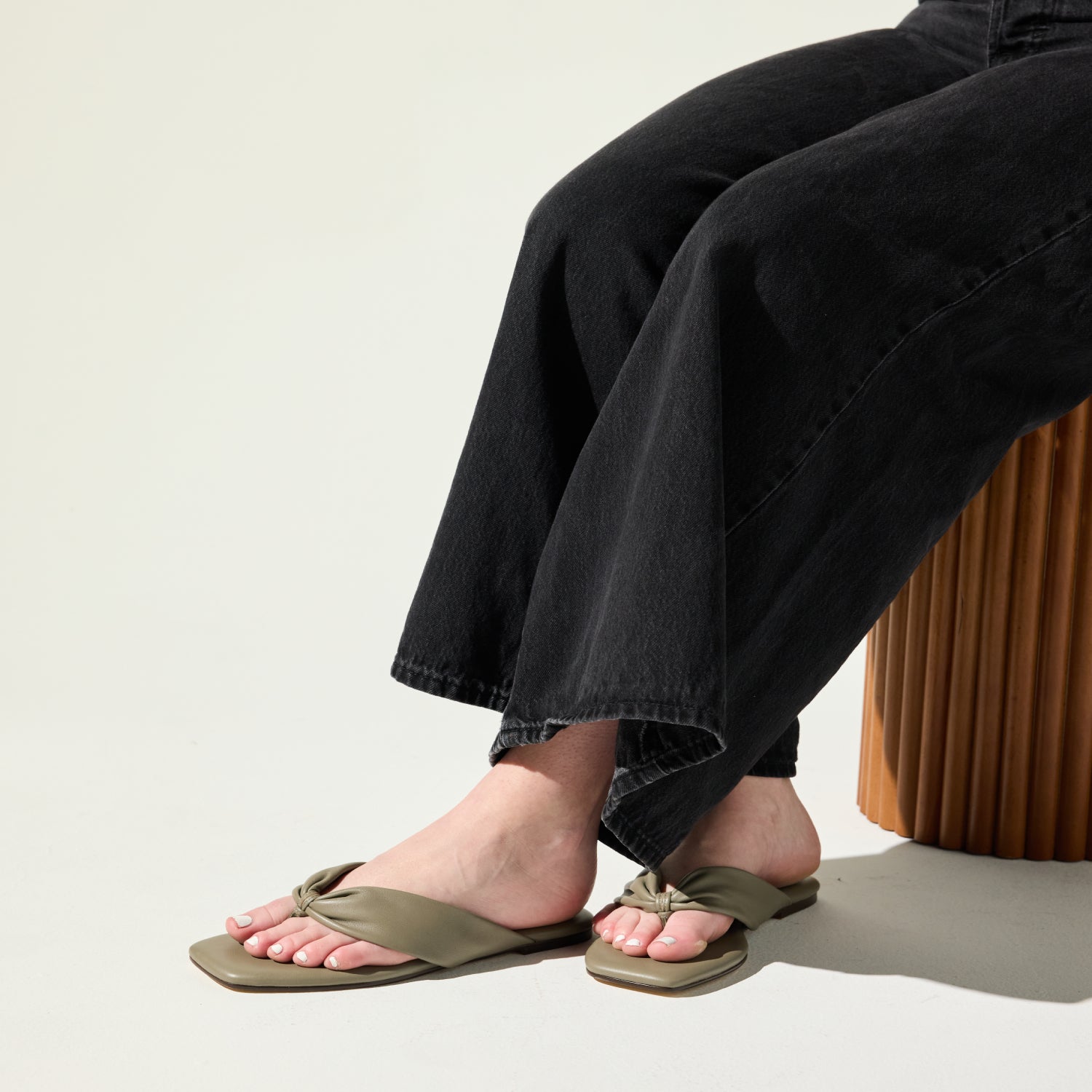 Reece Sandal in Taupe Leather