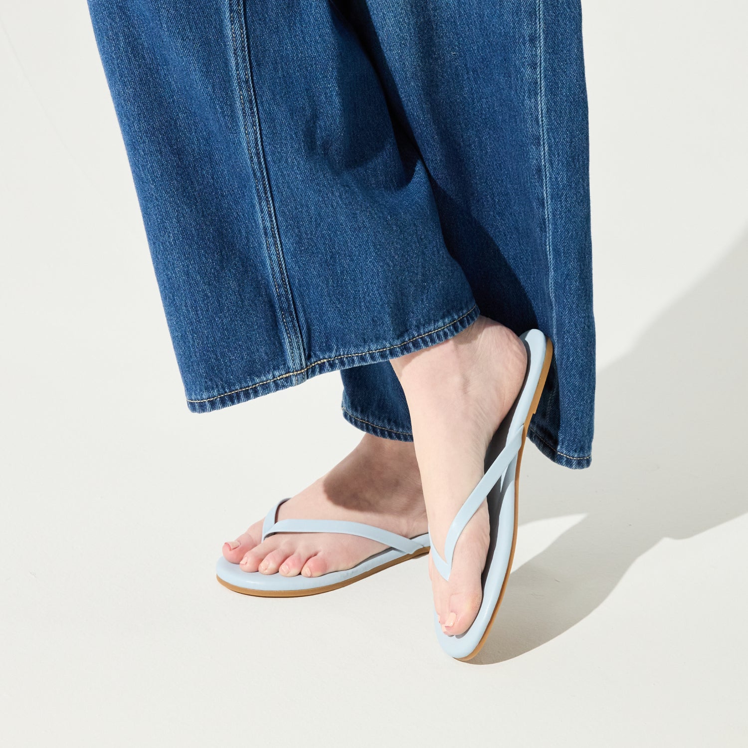 RIVINGTON IN SKY - Yosi Samra -