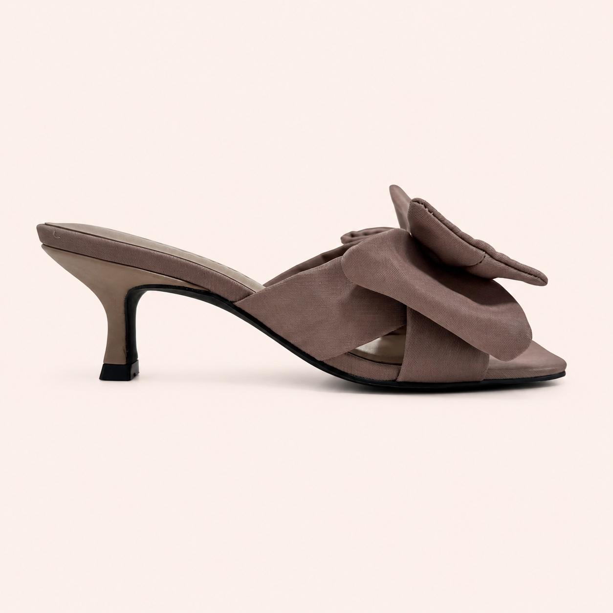 RAVELLO HEEL IN TAUPE NYLON