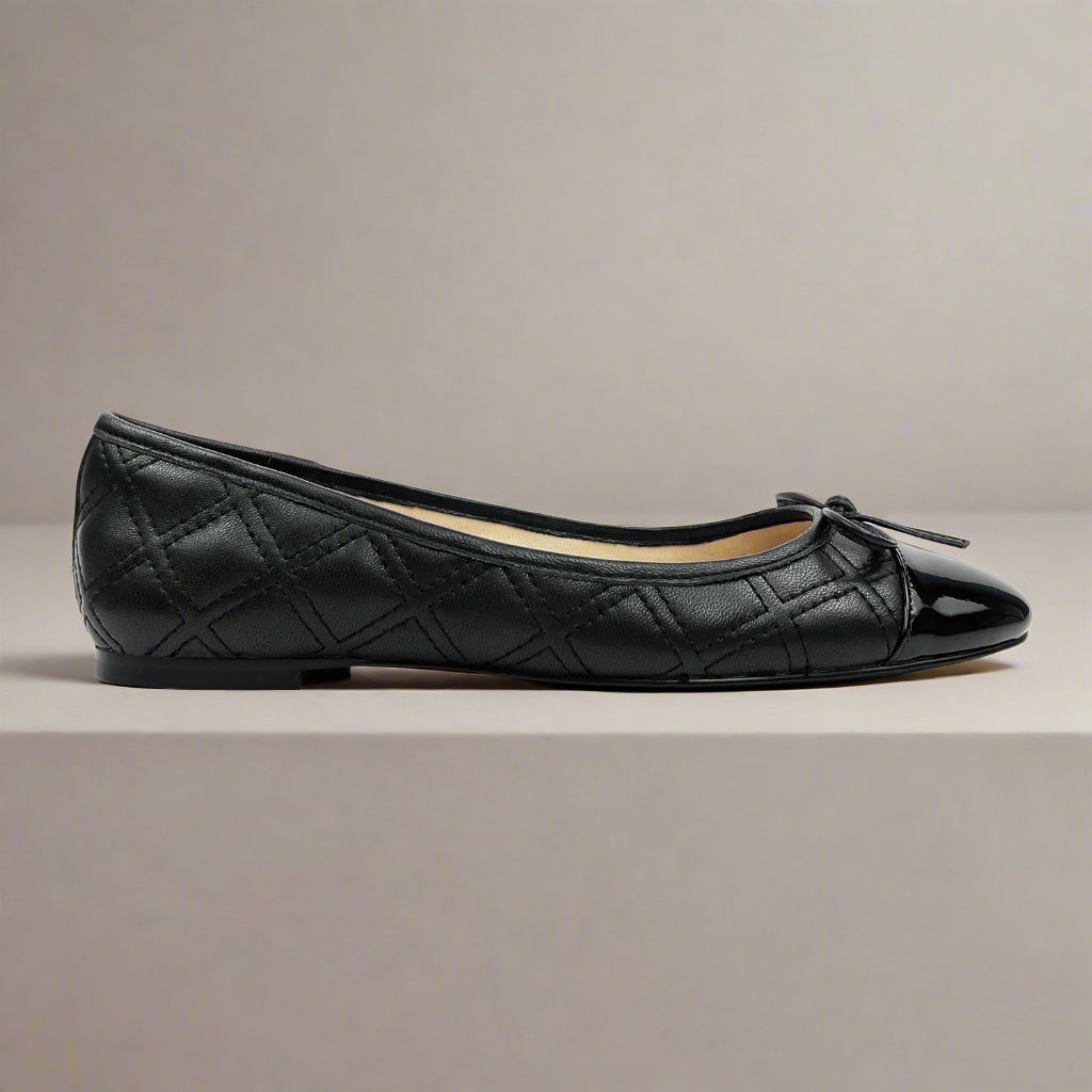 Black quilted on sale ballet flats
