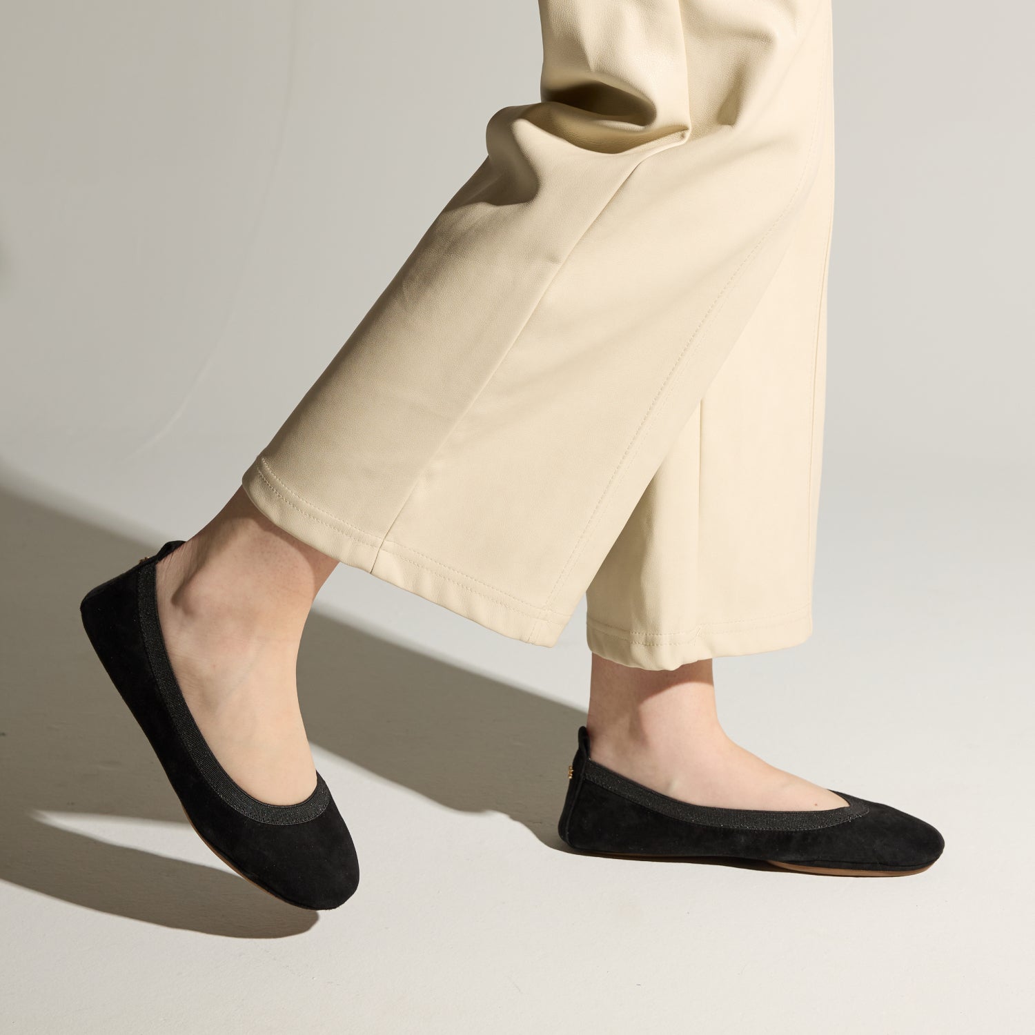 Samara Foldable Ballet Flat in Black Suede - Yosi Samra - Women's Flats