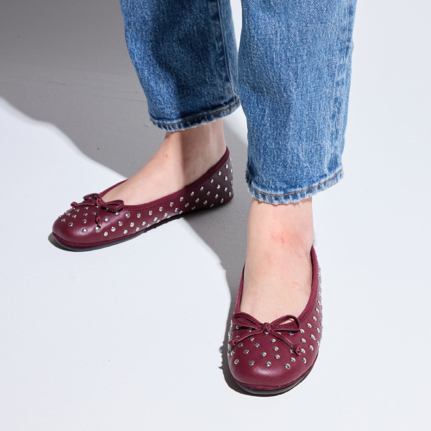 Stella Studs Foldable Flat in Burgundy Leather