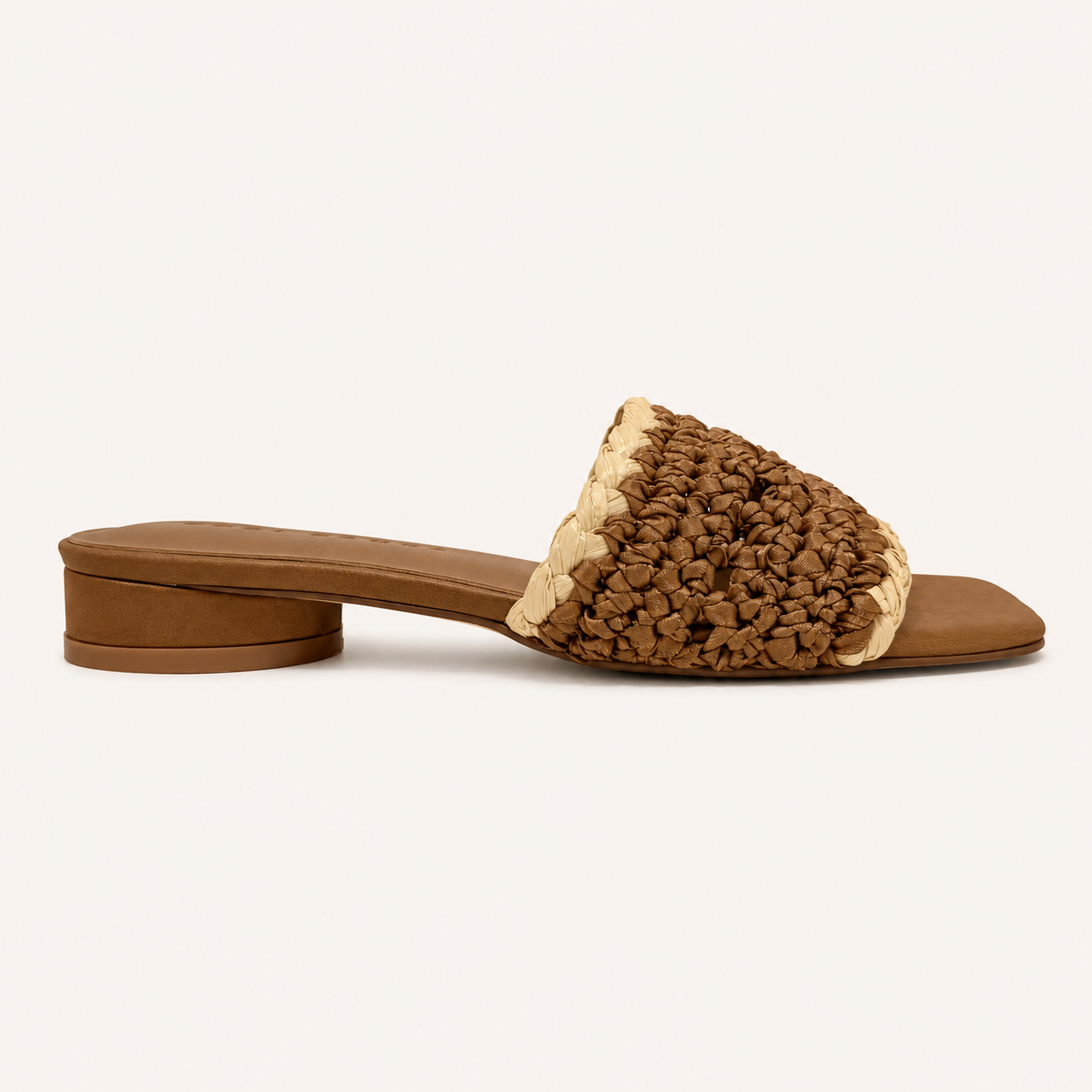 VALENCIA SANDAL IN WHISKEY RAFFIA