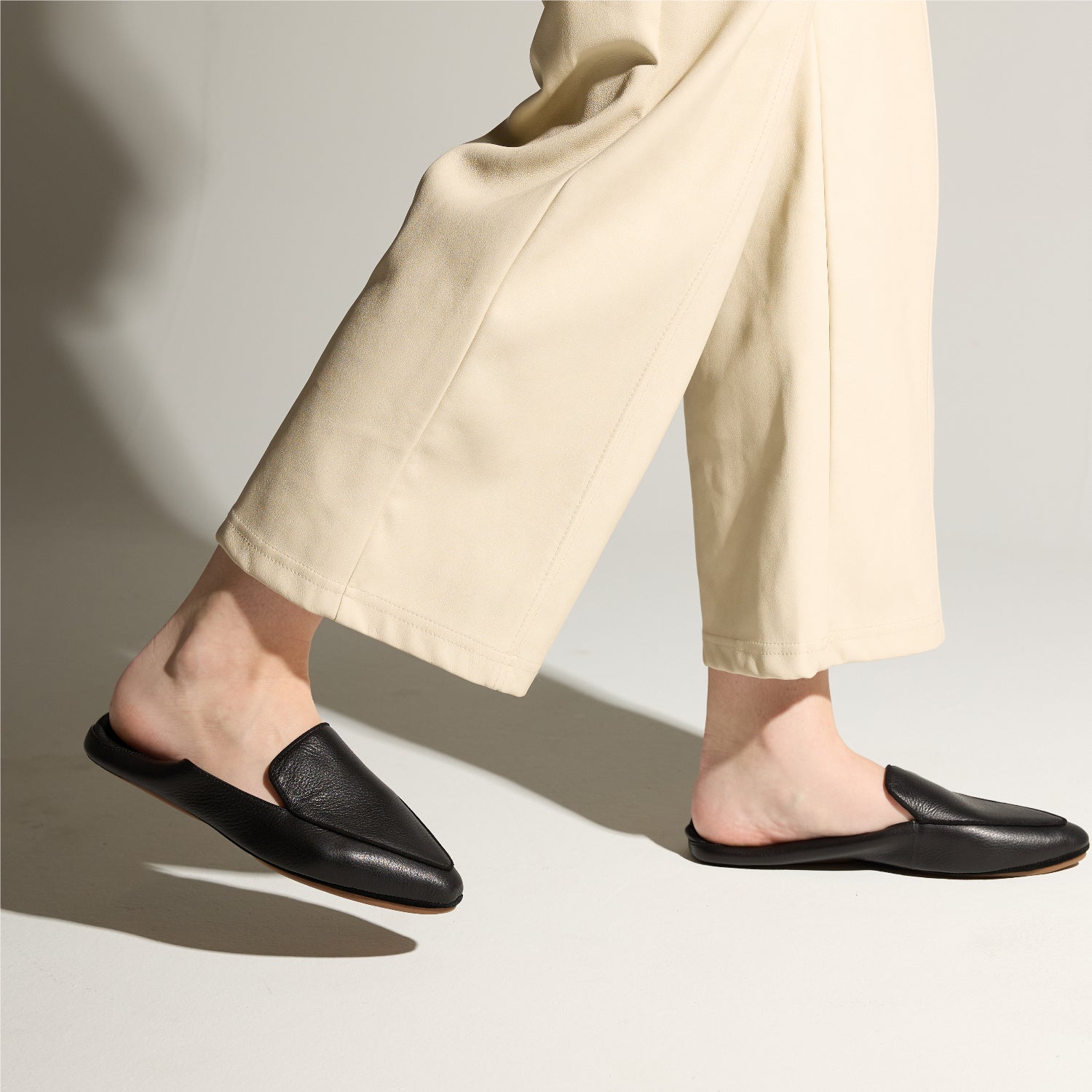 Vivina Loafer in Black Leather