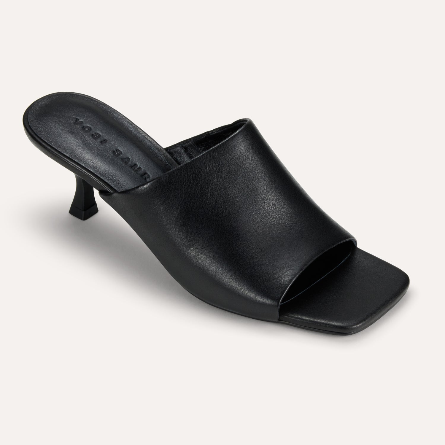 WREN IN BLACK LEATHER - Yosi Samra -