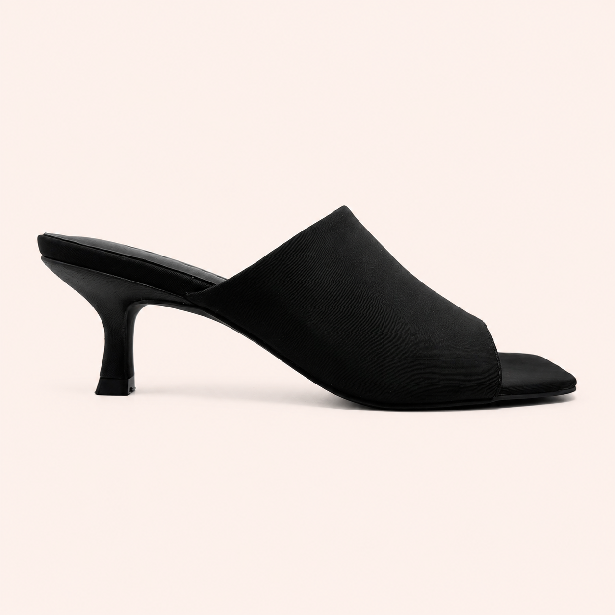 WREN HEEL IN BLACK NYLON