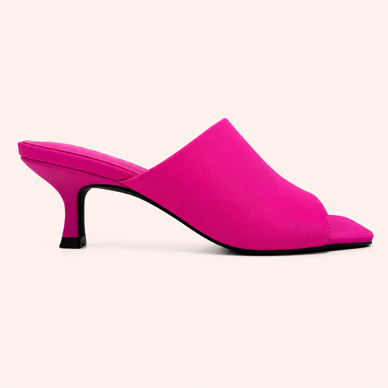 WREN HEEL IN FUSCHIA NYLON