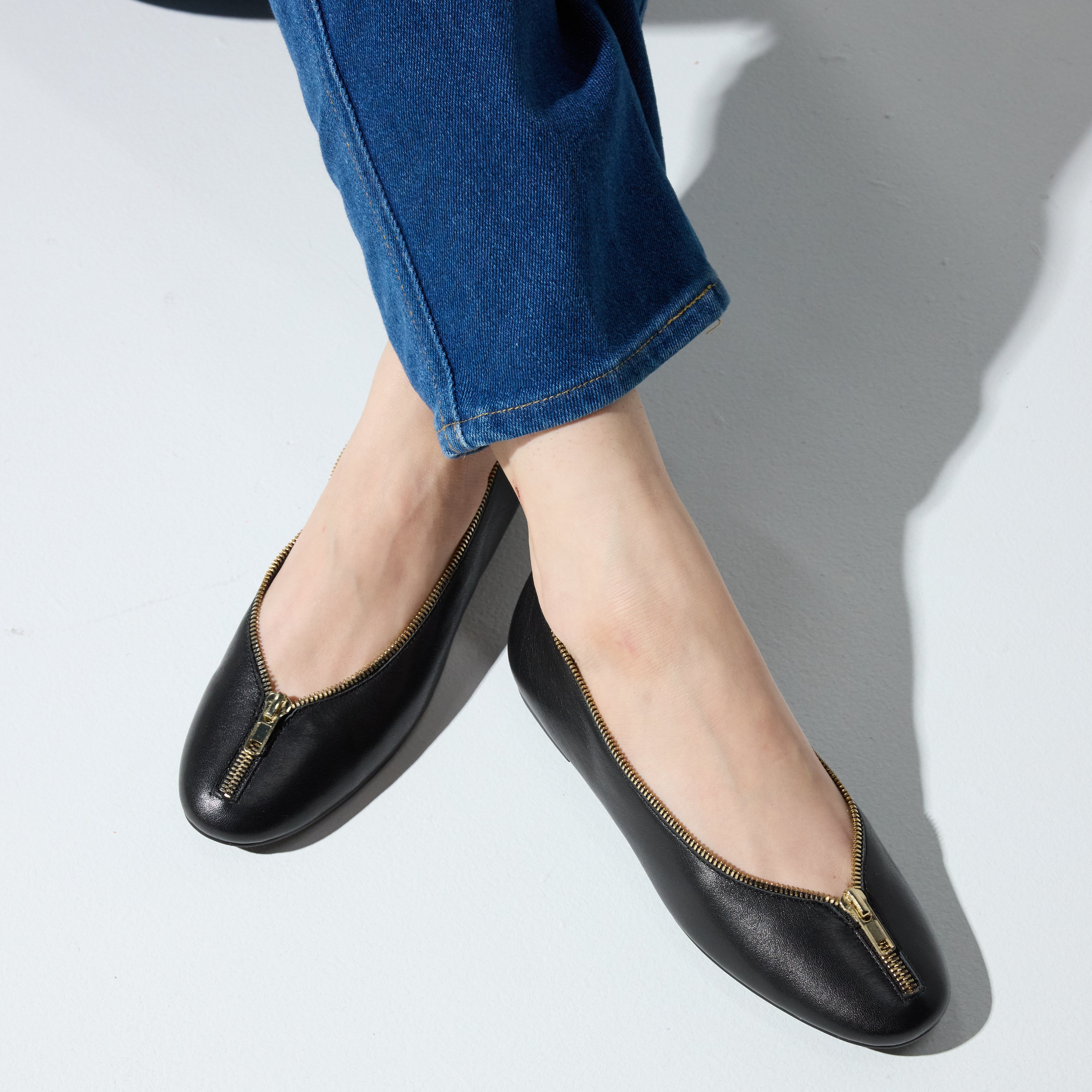 Ziva Flat in Black Leather