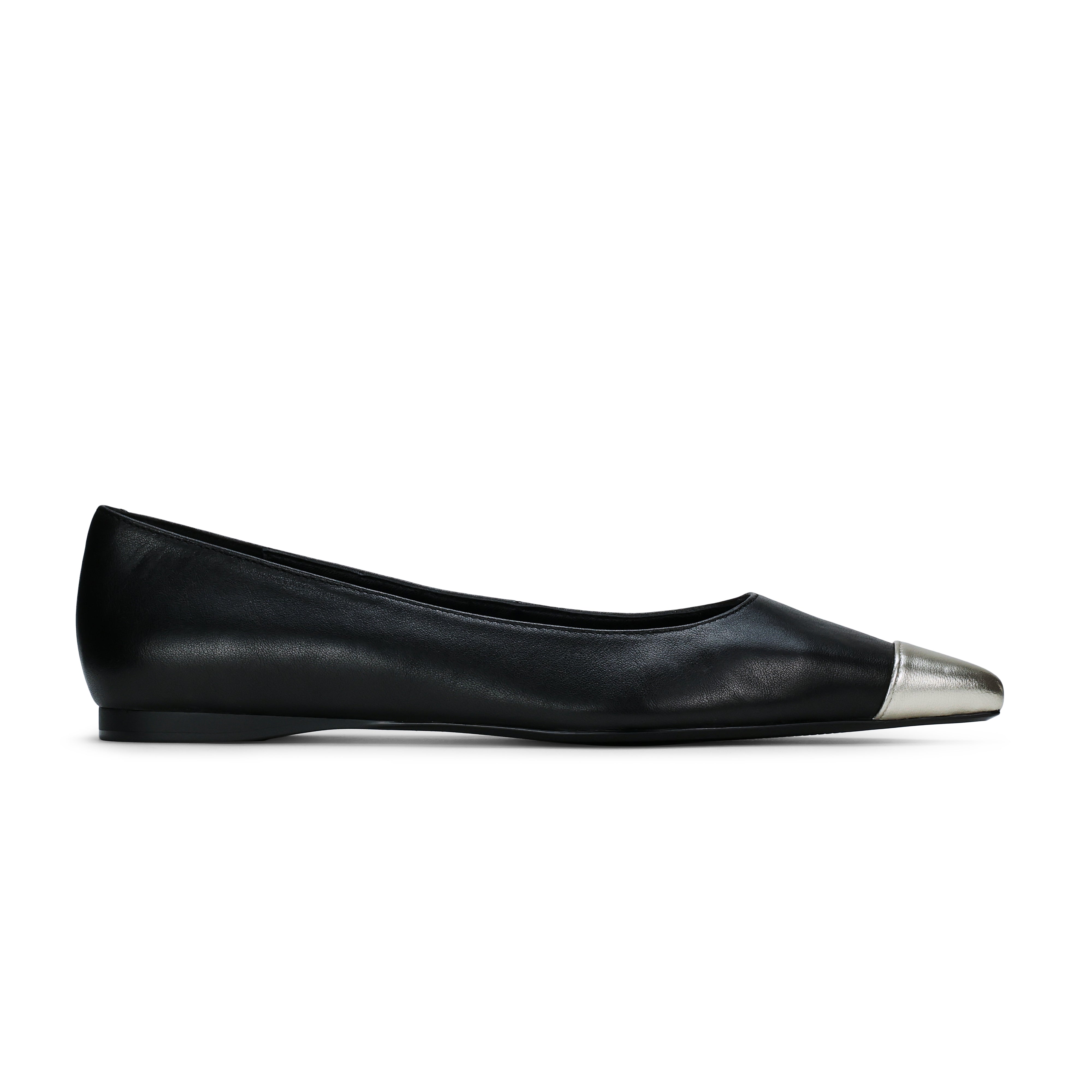 Auburn Toe Cap Flat in Black Leather
