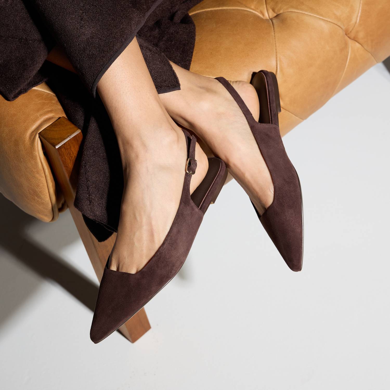 Bedford Flat in Chocolate Suede