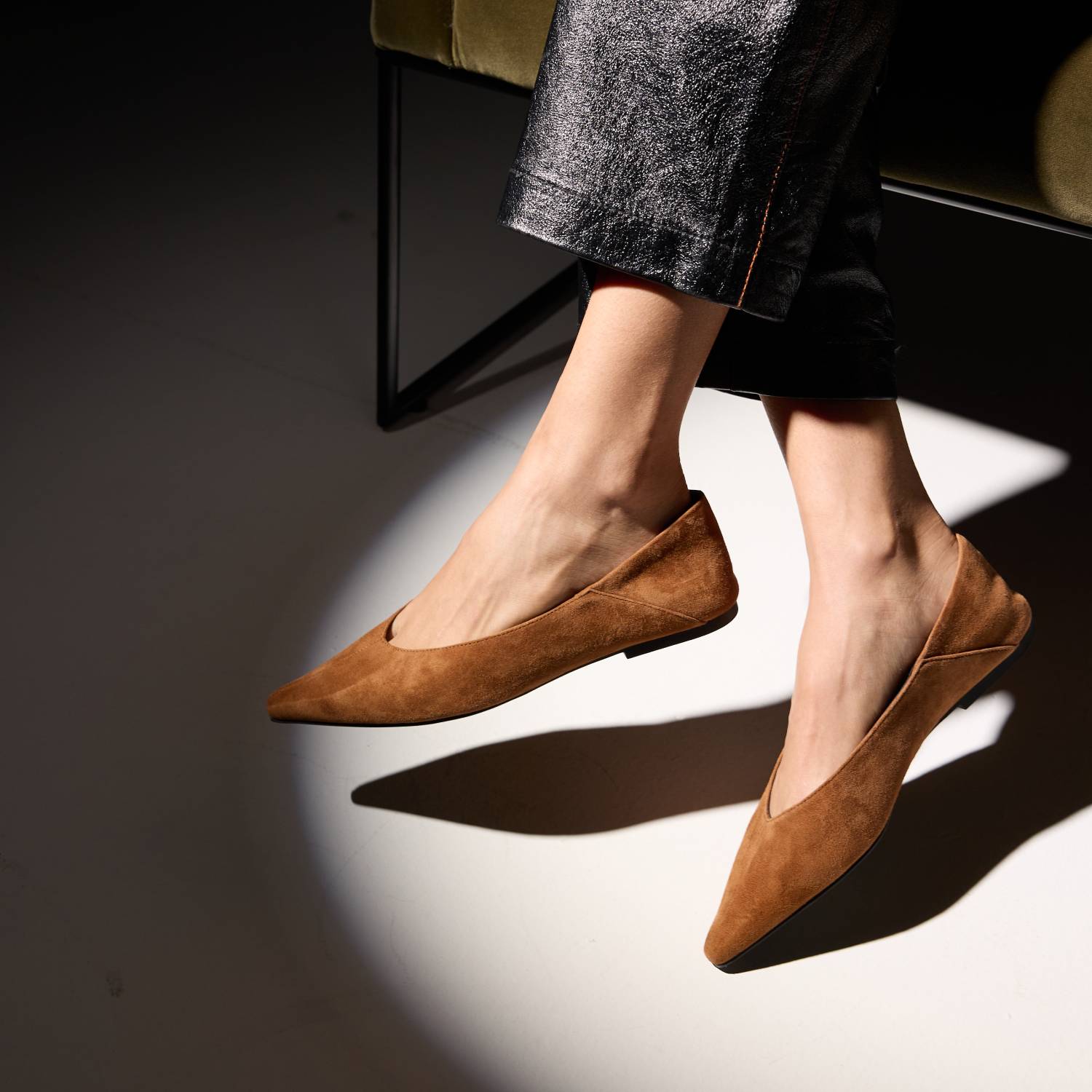 Bowery Flat in Whiskey Suede