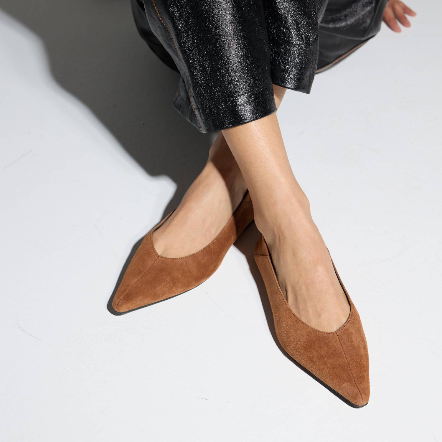Bowery Flat in Whiskey Suede