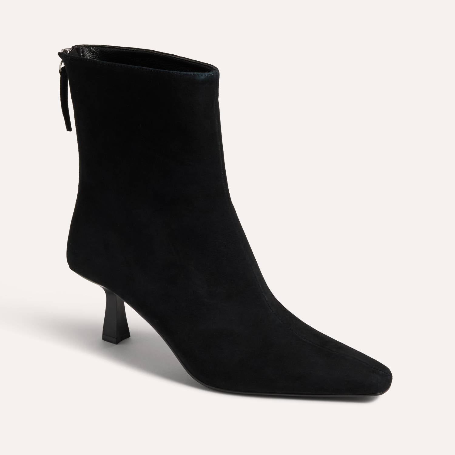 HUDSON-BOOT-BLACK-SUEDE-FRONT_277d3ce2-e9b1-4999-8b46-e077f8f87121.jpg