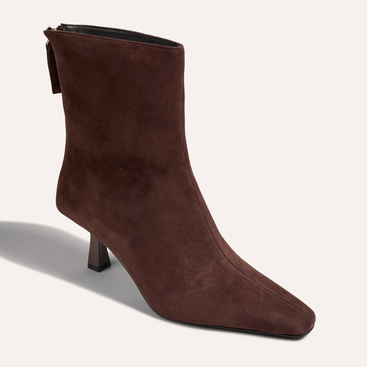 HUDSON-BOOT-CHOCOLATE-SUEDE-FRONT_312788b2-dde2-4279-b845-c7a47424f339.jpg