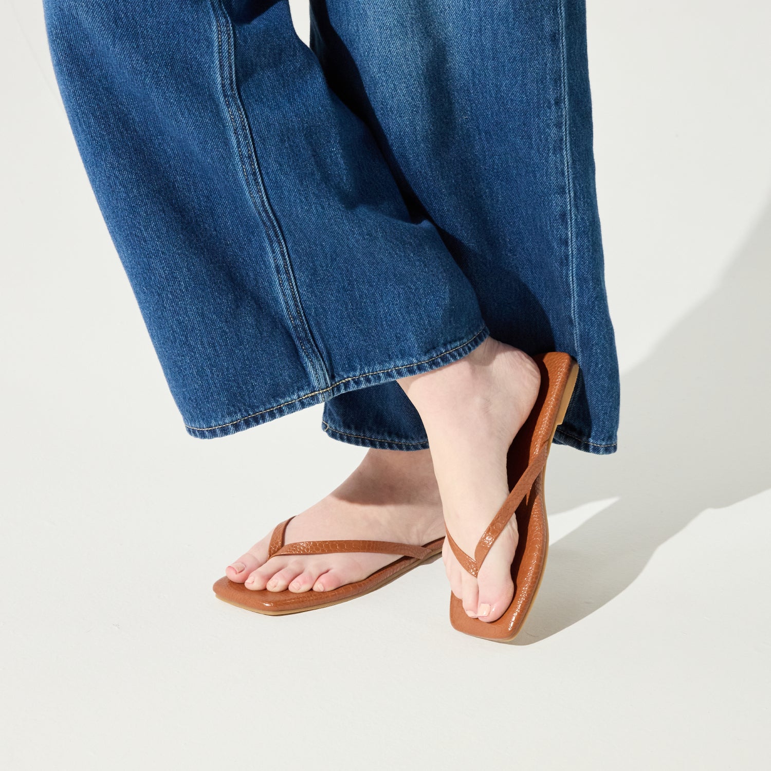 MERCER IN WHISKEY CROC - Yosi Samra  - 