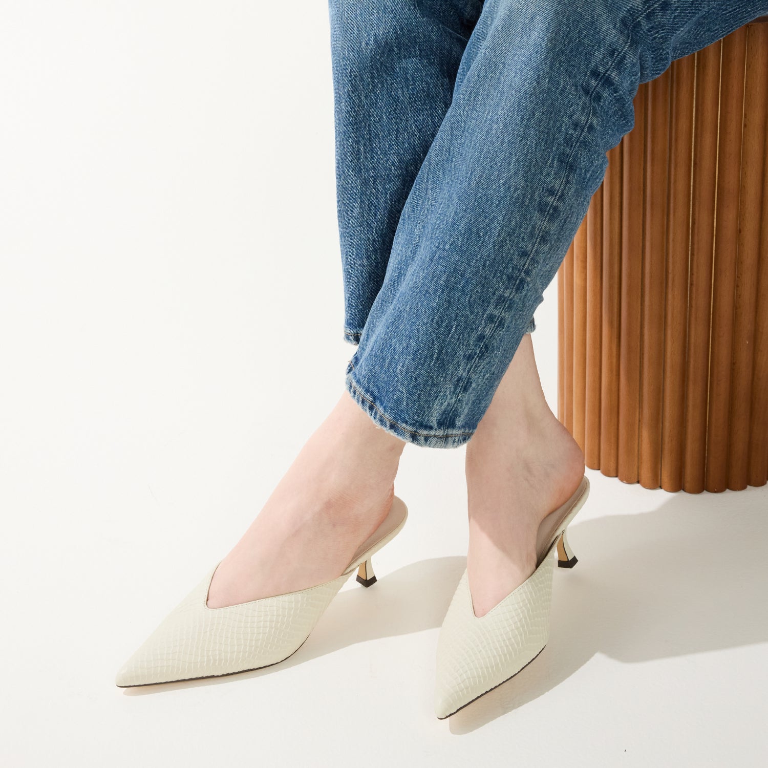 REMI IN CREAM LEATHER CROC - Yosi Samra  - 