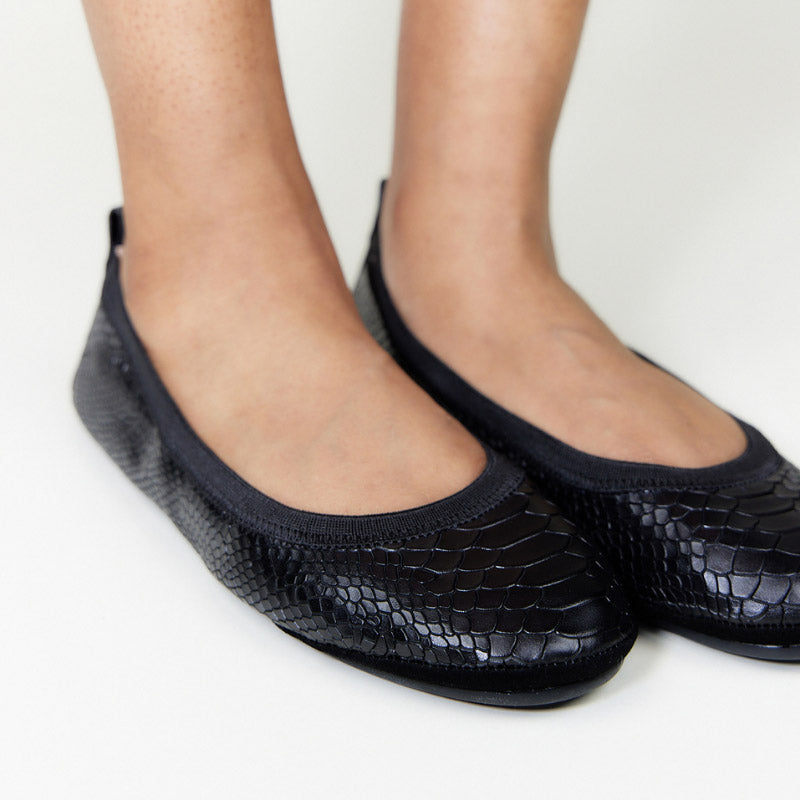 Samara Foldable Ballet Flat in Black Python Embossed Leather