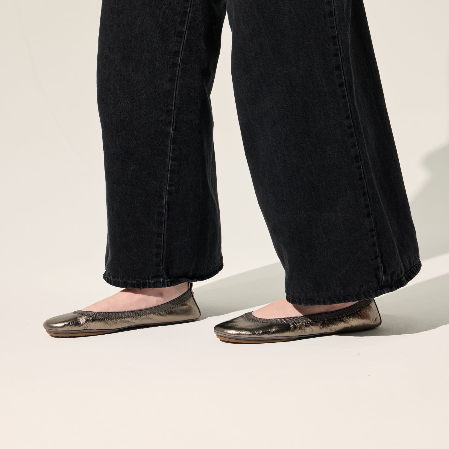 Samara Foldable Ballet Flat in Pewter Leather - Yosi Samra  - Women's Flats