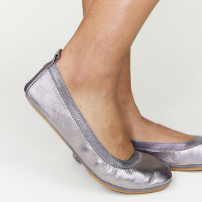 Samara Foldable Ballet Flat in Pewter Metallic Leather