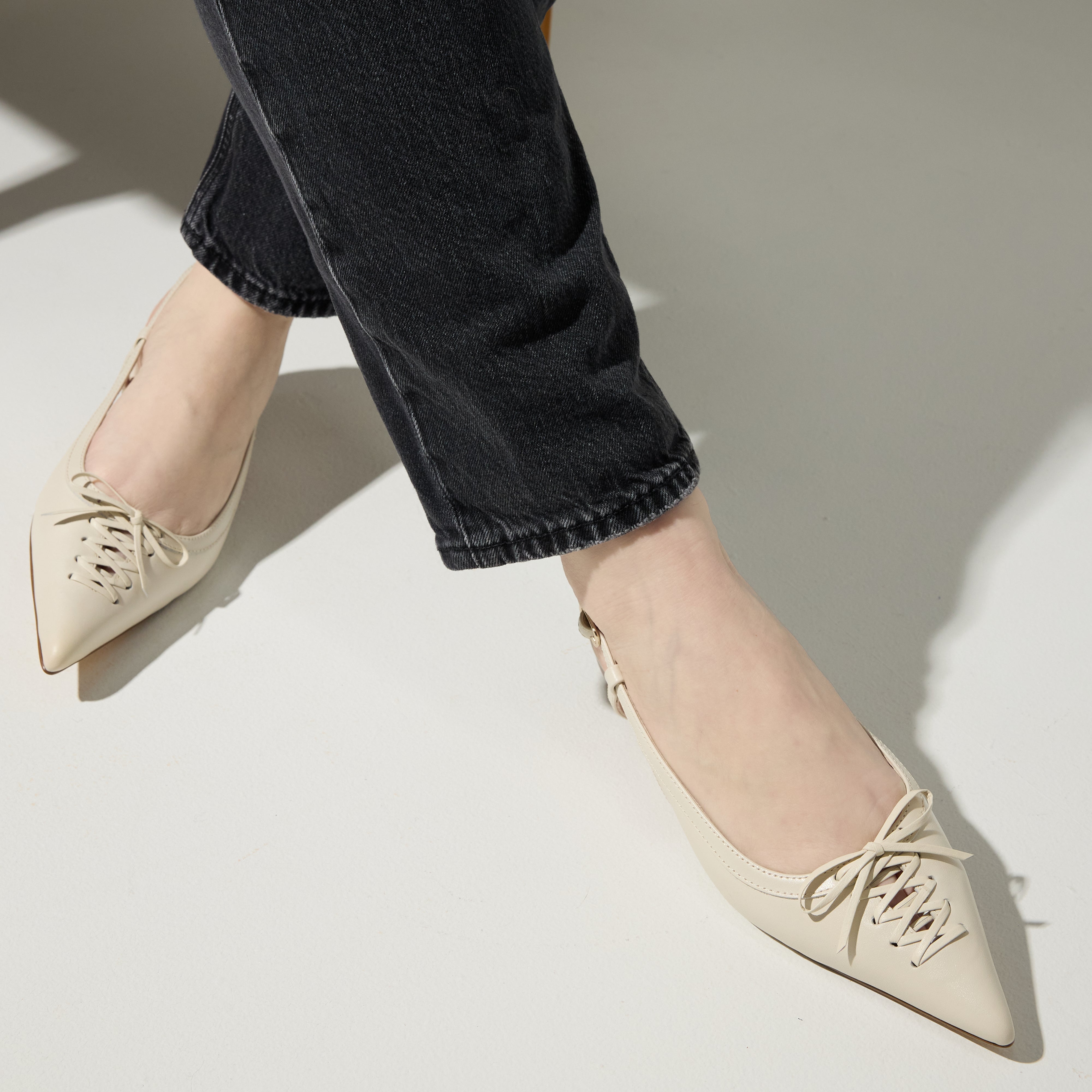 Vanessa Slingback Flat in Bone Leather