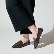 Vivina Crashback Loafer in Chocolate Croc Leather