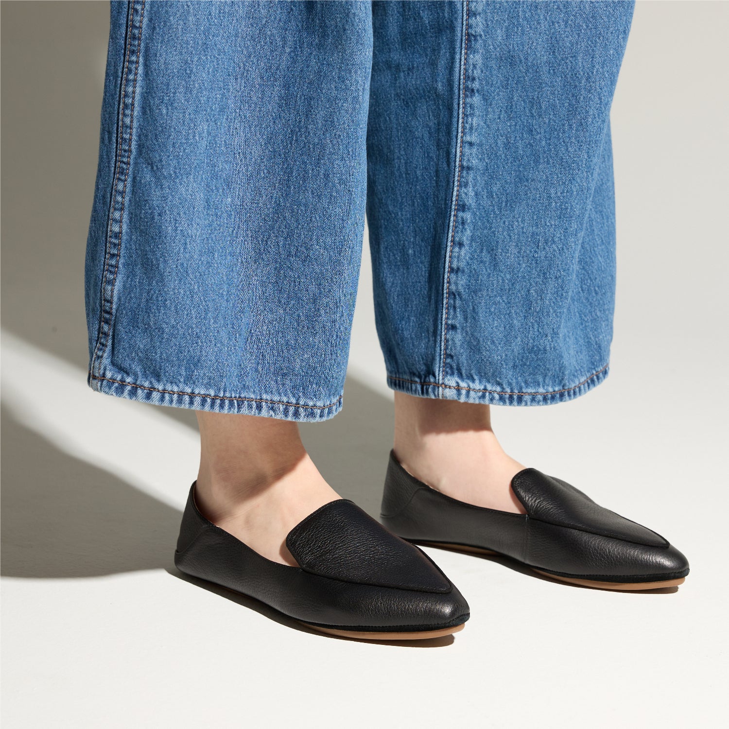 Vivina Loafer in Black Leather - Yosi Samra  - Women's Flats