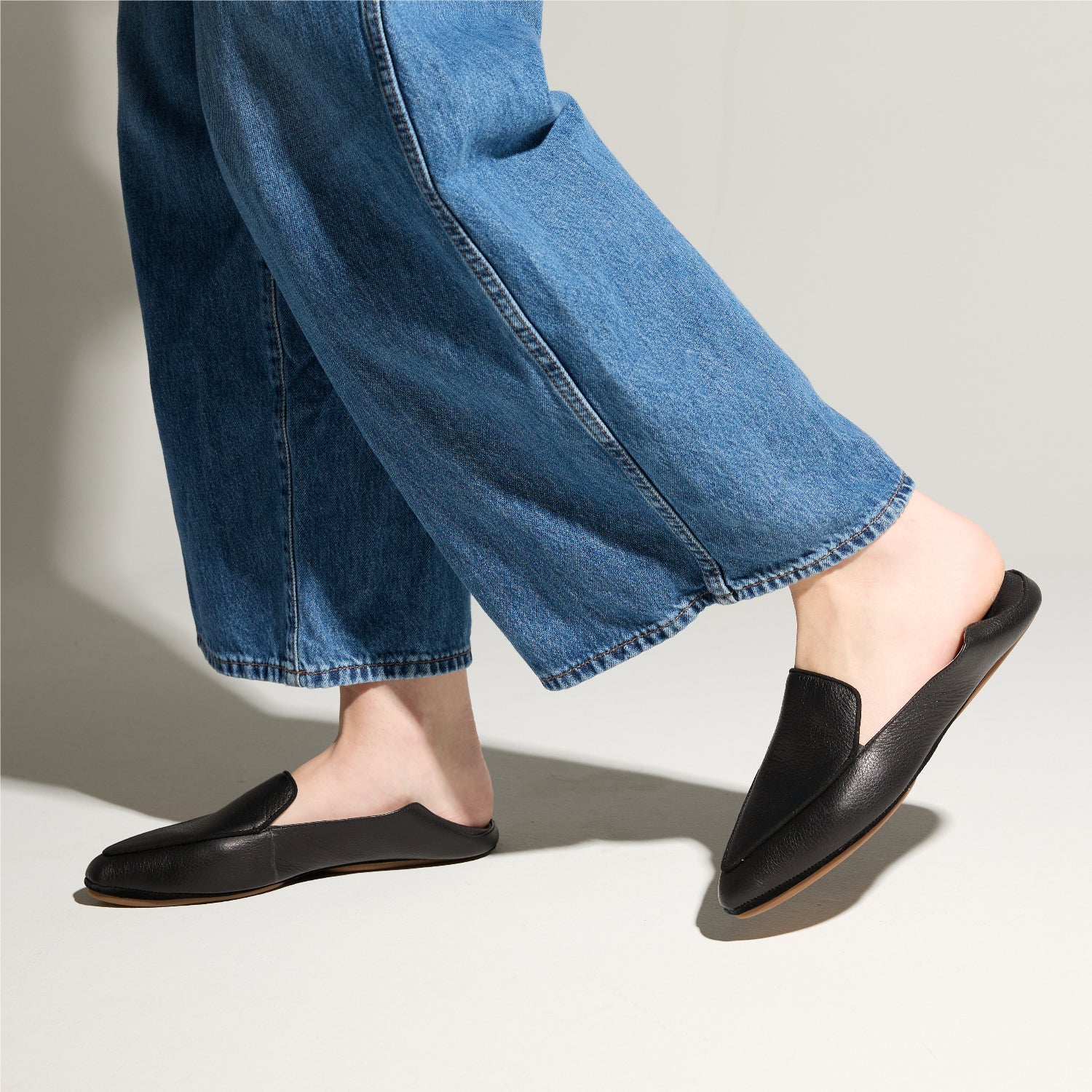 Vivina Loafer in Black Leather - Yosi Samra  - Women's Flats
