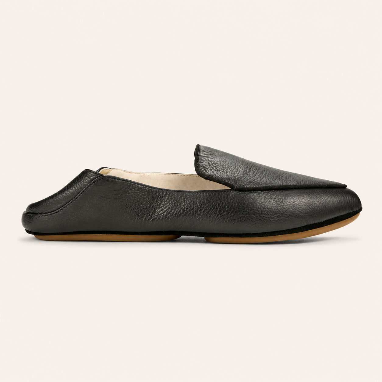 Vivina Crashback Loafer in Black Leather