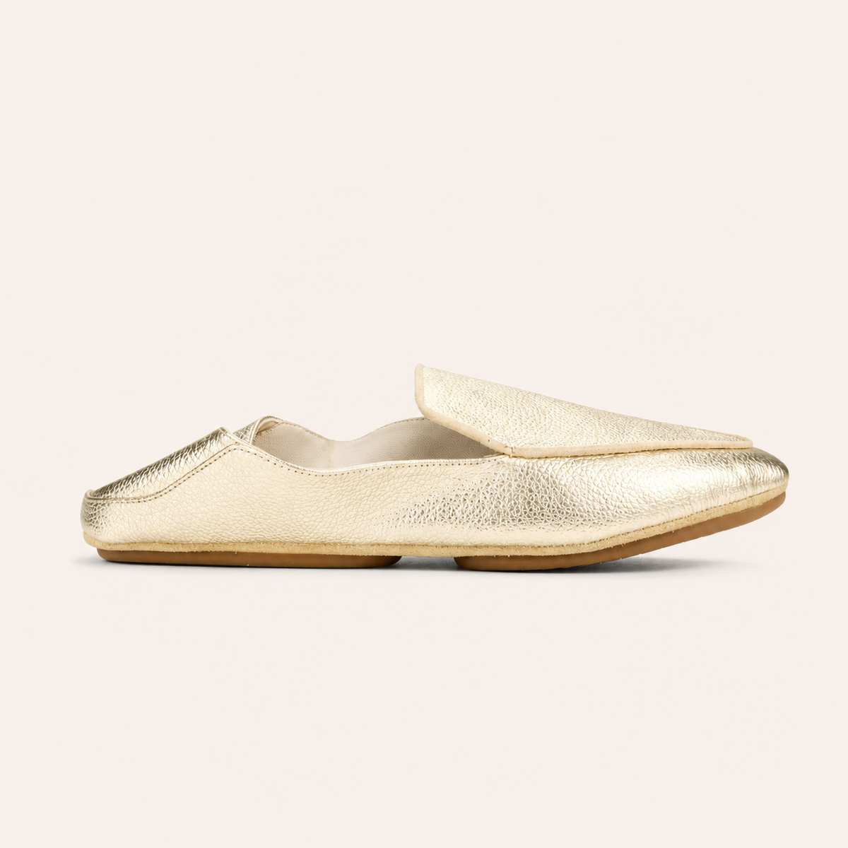 Vivina Crashback Loafer in Gold Leather