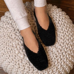 Jessy Shearling Mule in Black