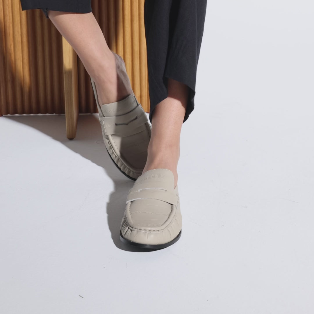 Camden Loafer in Taupe Eel Leather