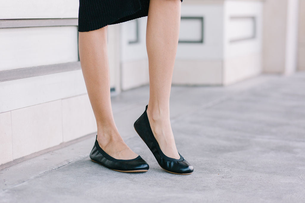 Samara Foldable Ballet Flat in Black Vegan