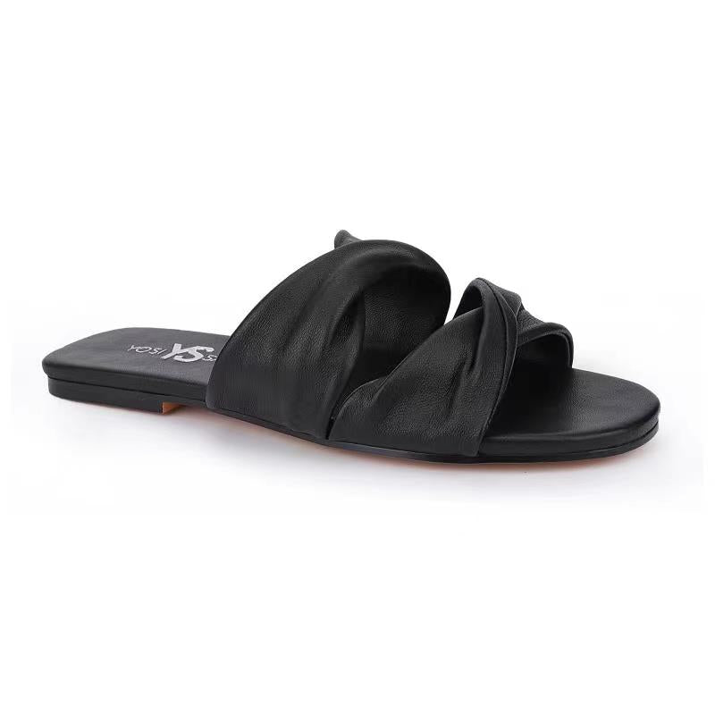Nelly Slide in Black