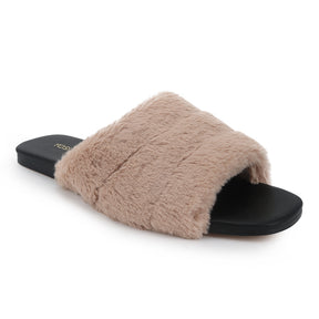 Nora Slide in Beige Faux Fur